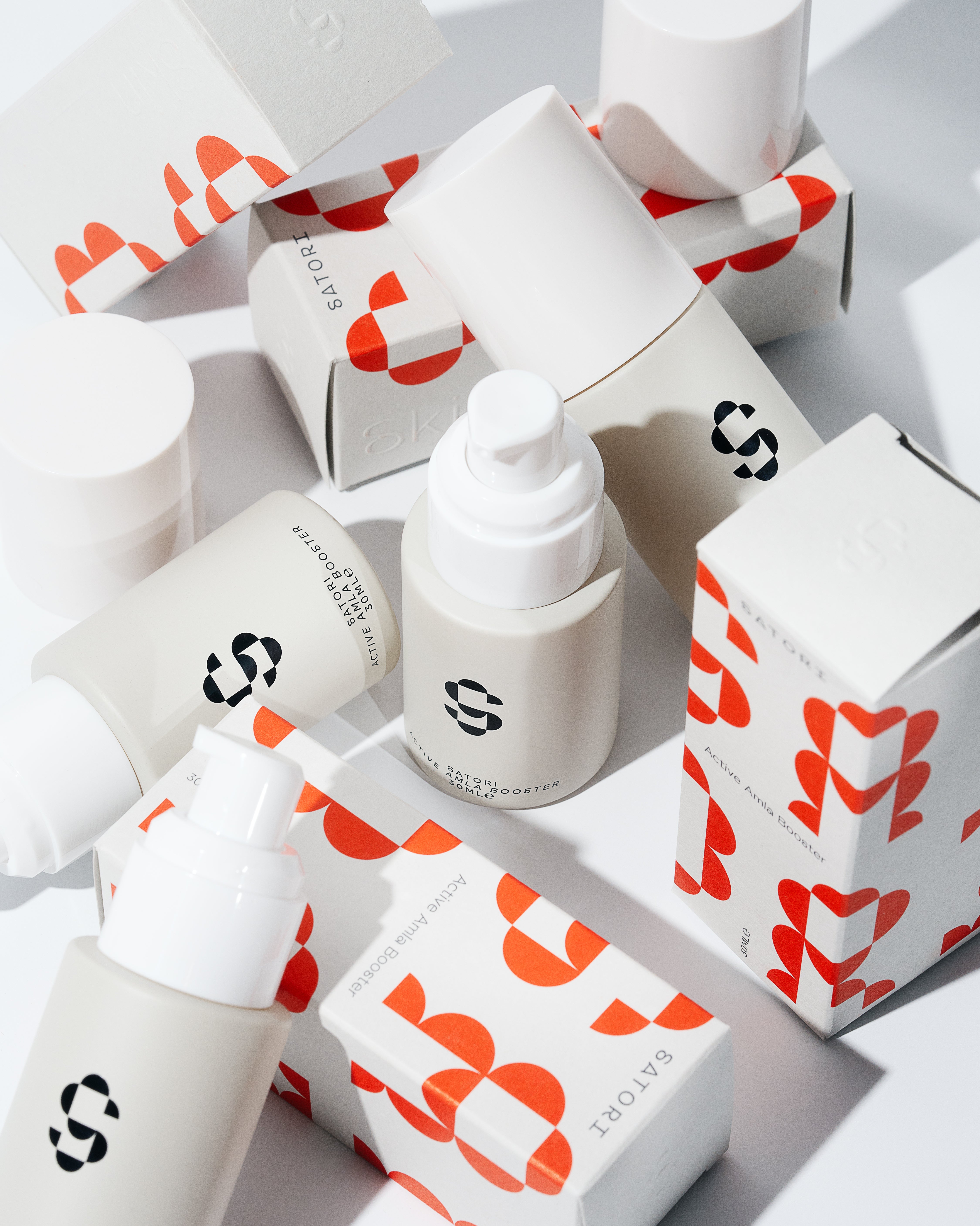 Satori Skin Booster Serum - Mandelic Acid, Lactobionic Acid and Amla - boost radiance, fade pigmentation, and strengthen skin’s resilience. Gentle yet effective, it’s ideal even for sensitive skin. Indian Heritage Routine and Rituals